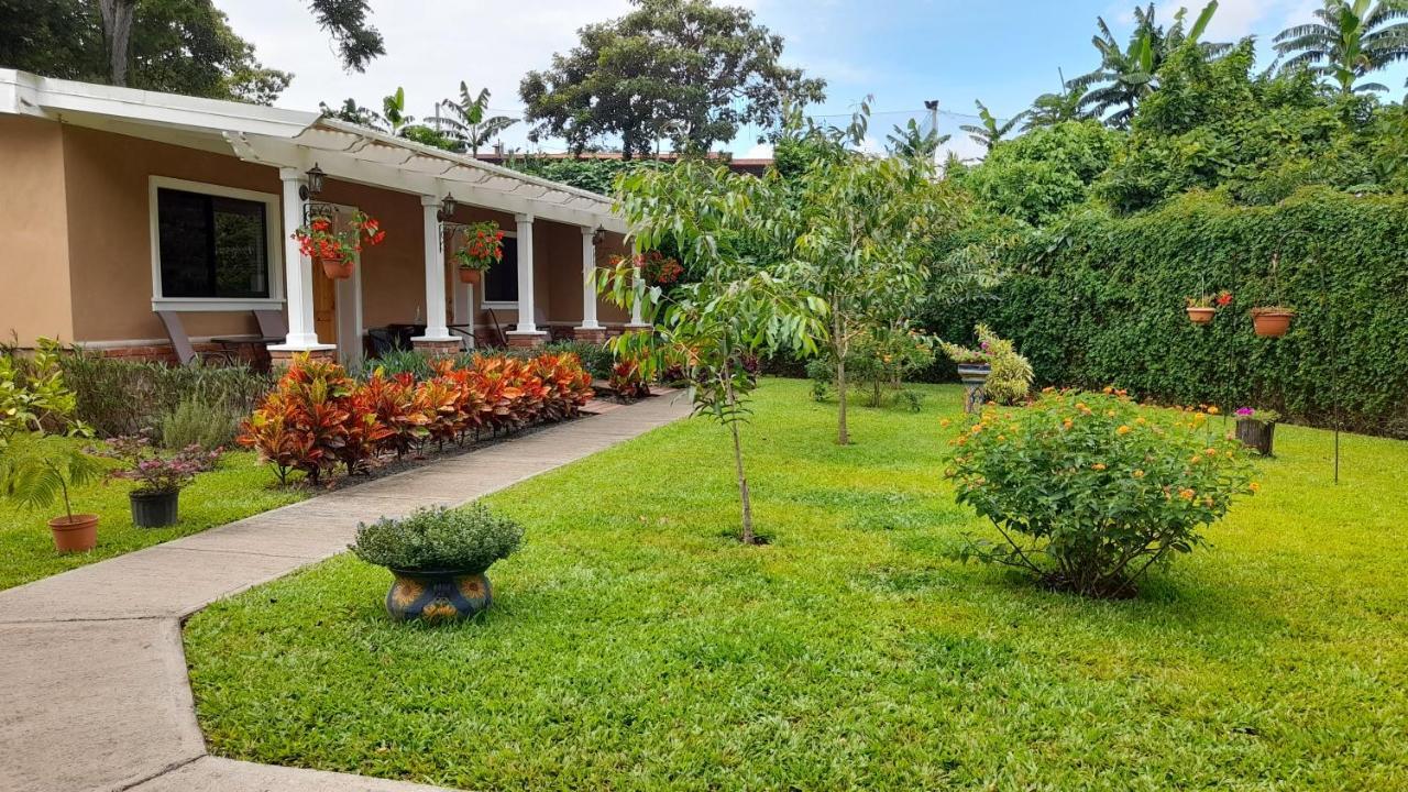 阿拉胡埃拉哥斯达黎加机场住宿加早餐旅馆住宿加早餐旅馆 外观 照片